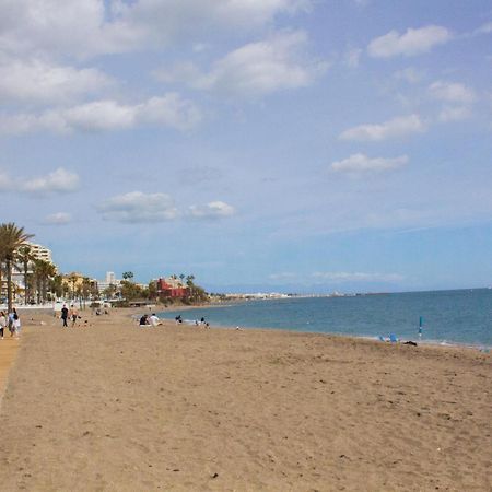 Benalroma Spacious Apartment 50 Mt From The Beach Benalmádena Eksteriør bilde