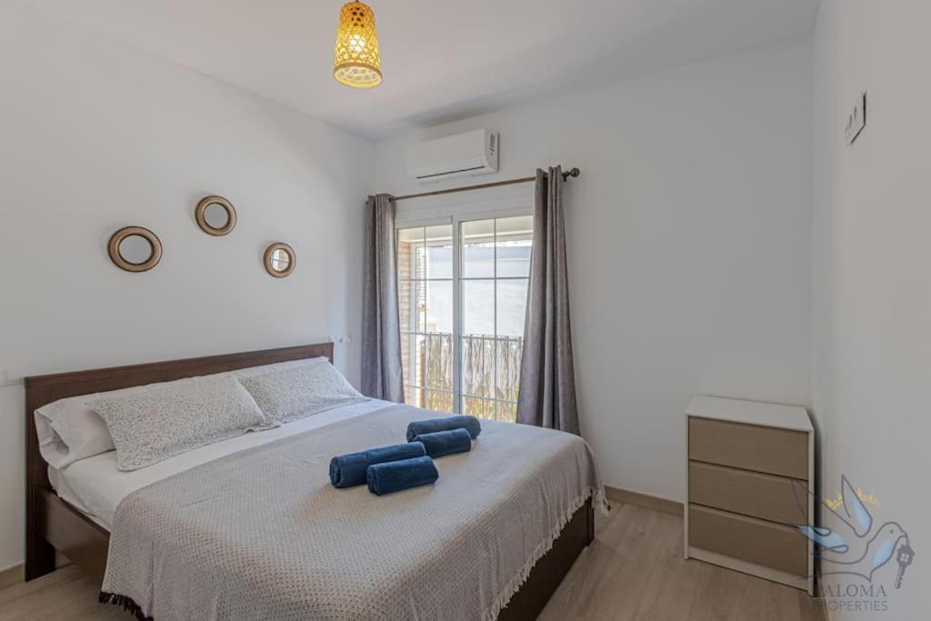 Benalroma Spacious Apartment 50 Mt From The Beach Benalmádena Eksteriør bilde