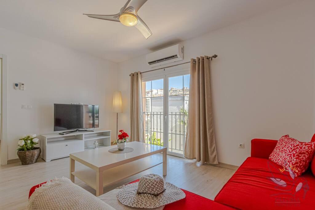 Benalroma Spacious Apartment 50 Mt From The Beach Benalmádena Eksteriør bilde