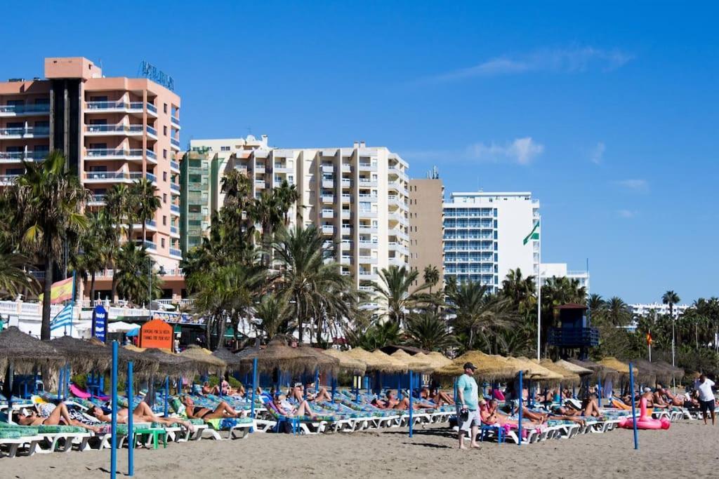 Benalroma Spacious Apartment 50 Mt From The Beach Benalmádena Eksteriør bilde